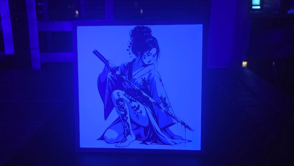 Crimson Samurai Woman – Framed UV-Reactive HueForge Art